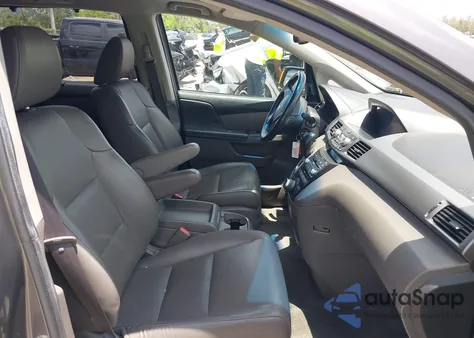 2013 Honda Odyssey Touring/Touring Elite from USA, damaged, VIN 5FNRL5H96DB068843